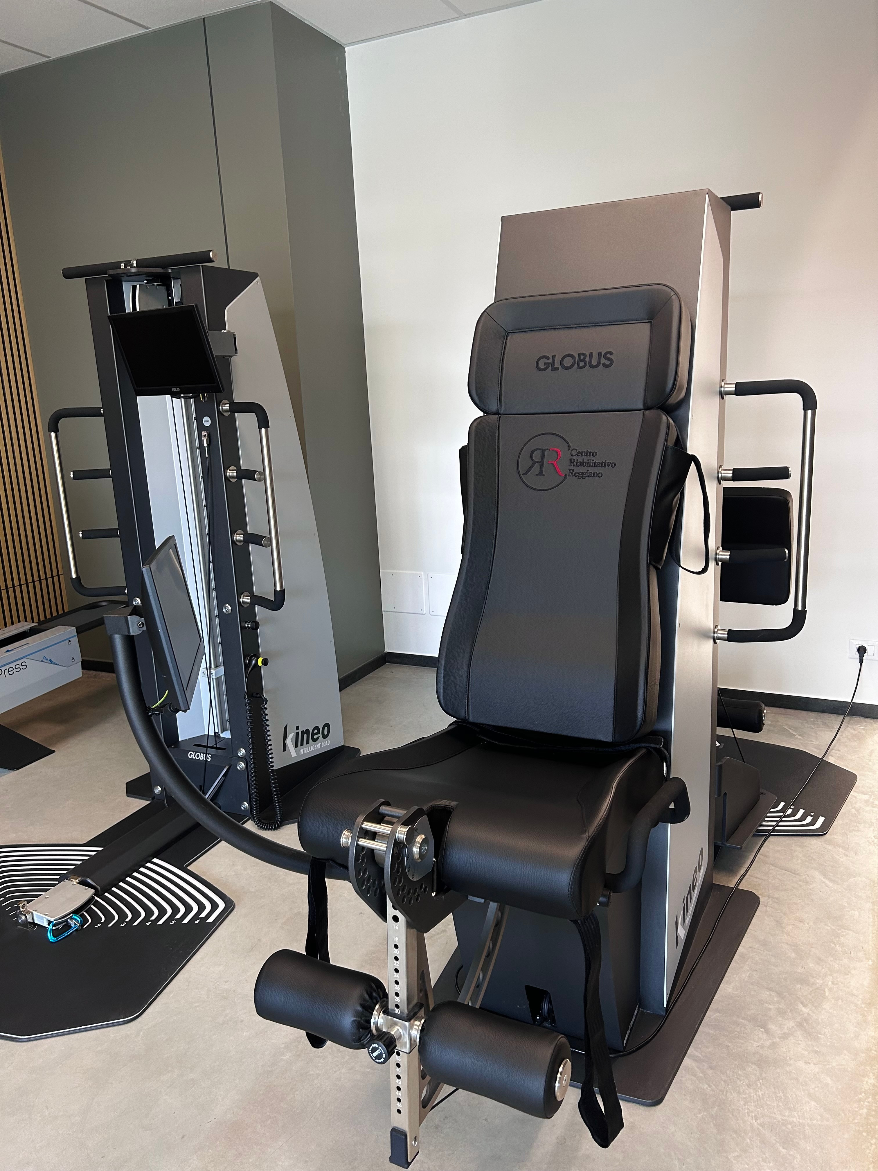 Macchinario Kineo per le gambe della nostra palestra CRR FisioFit