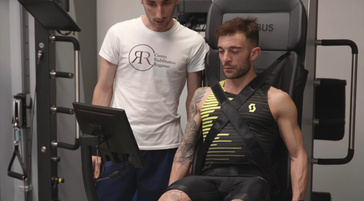 Test Isocinetico all'interno della palestra CRR FisioFit