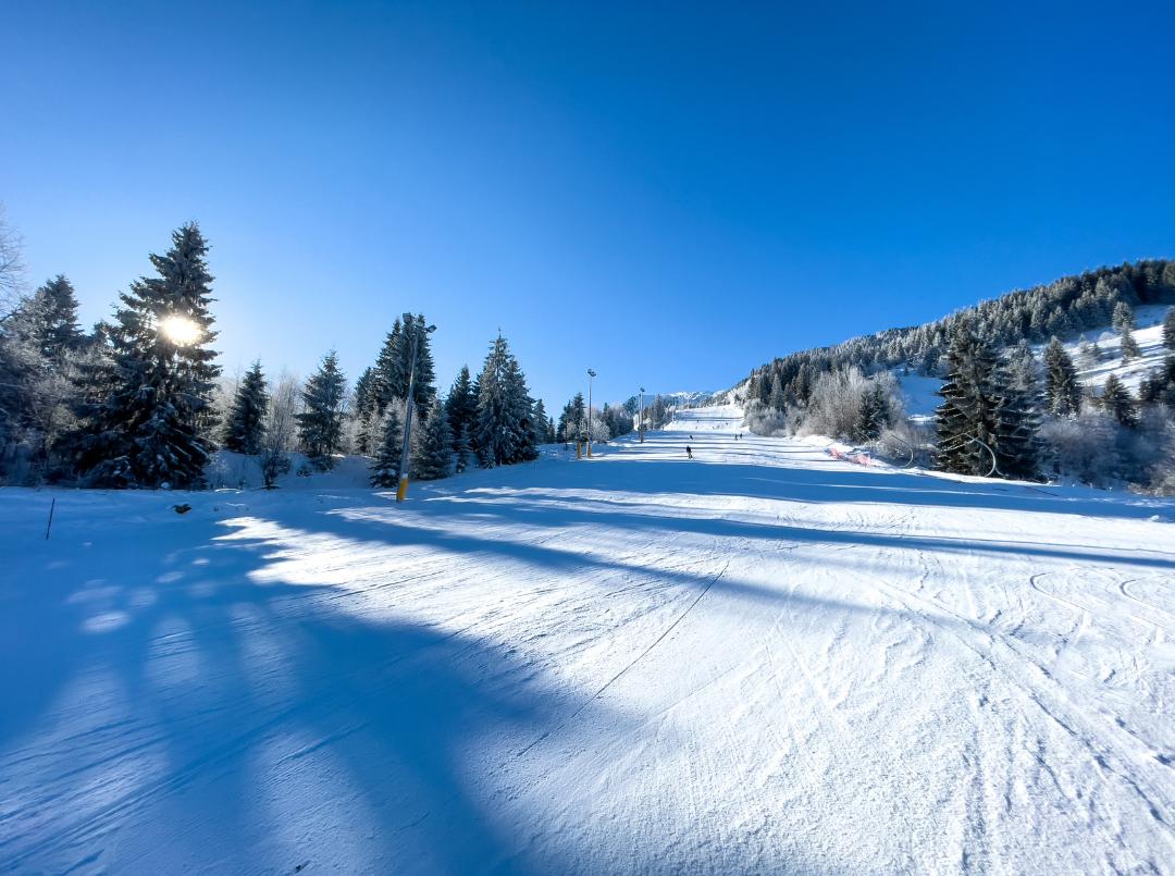 pista da sci in montagna