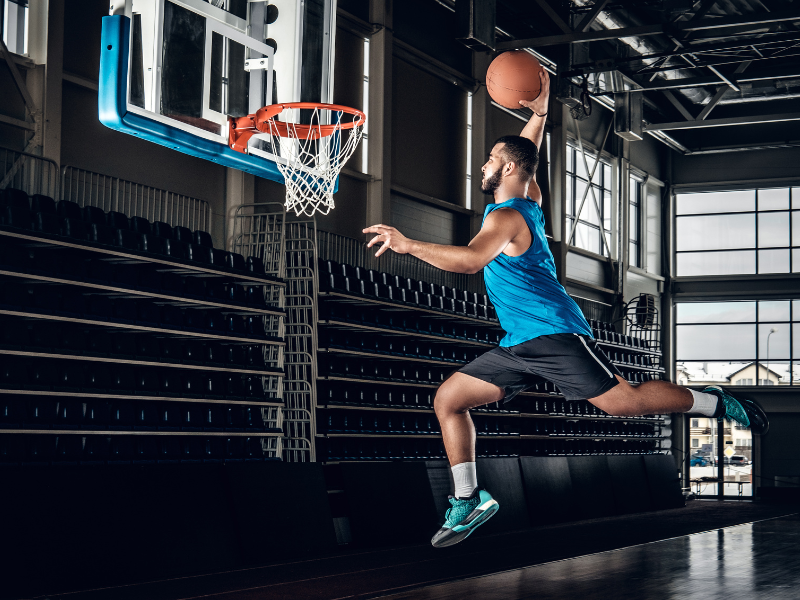 GIOCATORE DI BASKET